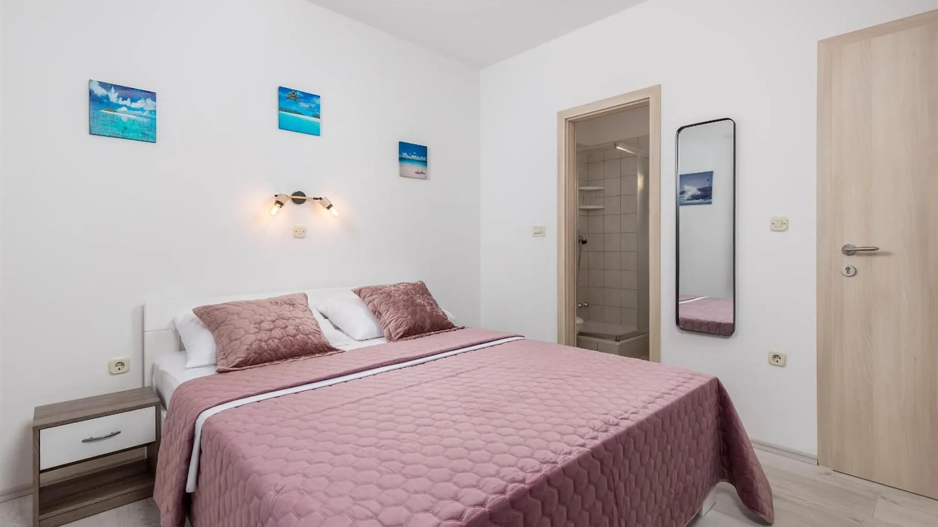 Apartments And Room Slavica Kraljevica Croatia
